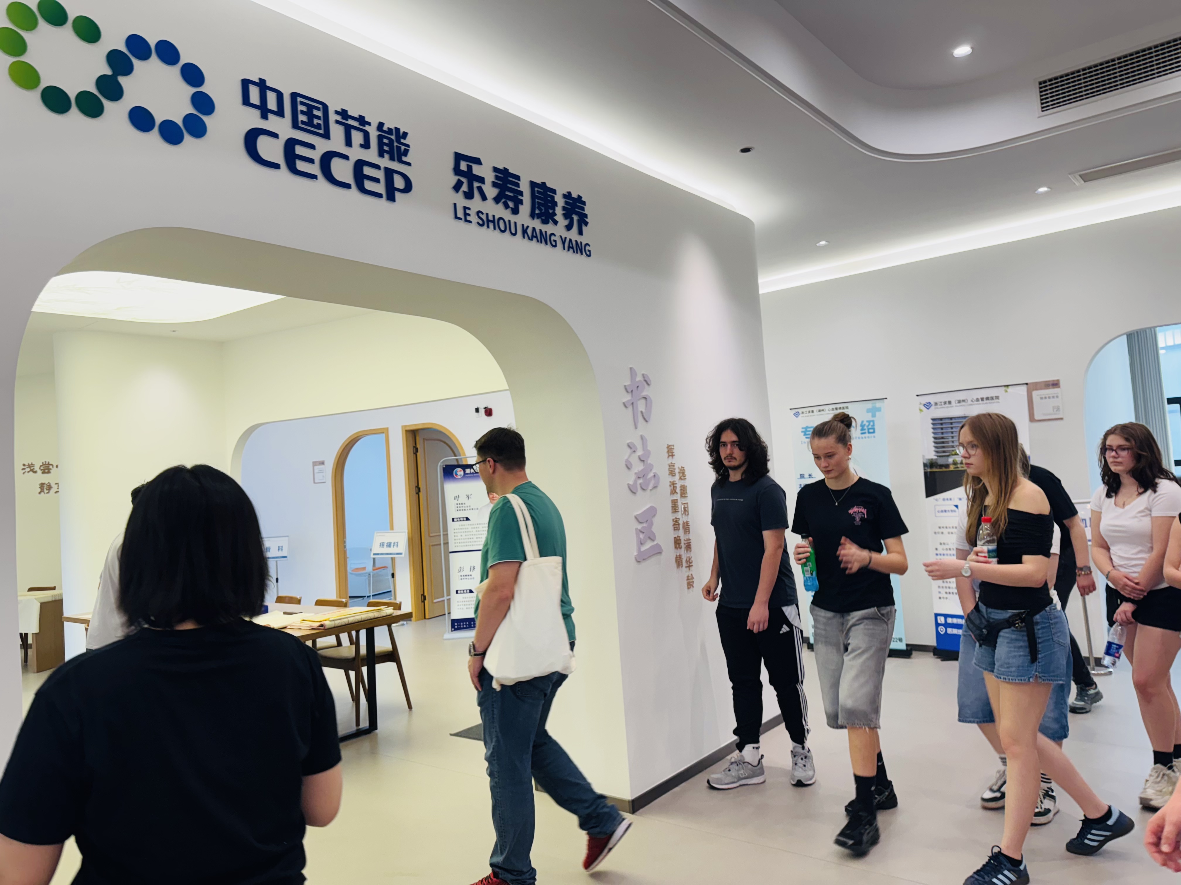 图1.jpg 图1.jpg